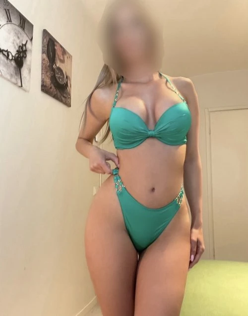 Linda Escort