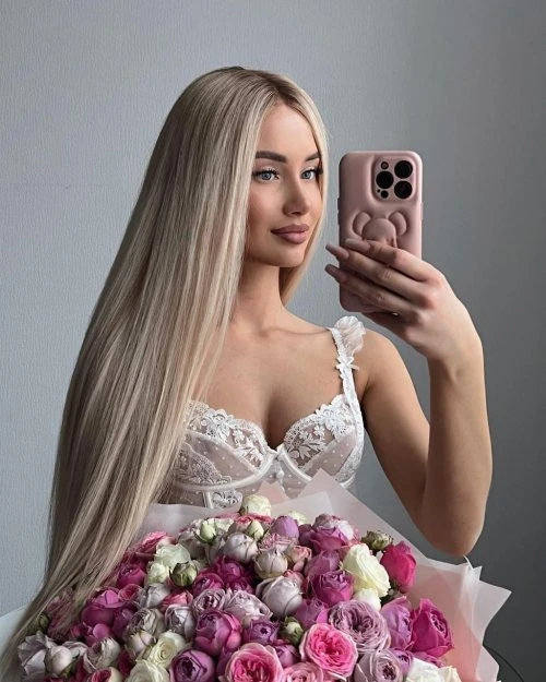 ALINA ESCORT