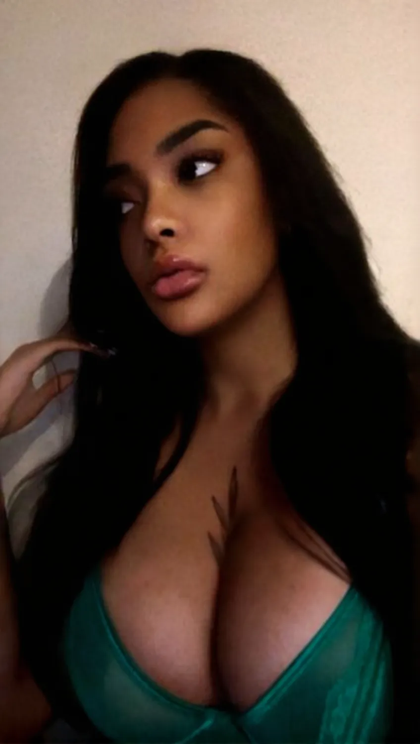 Karina very hot Latin girl