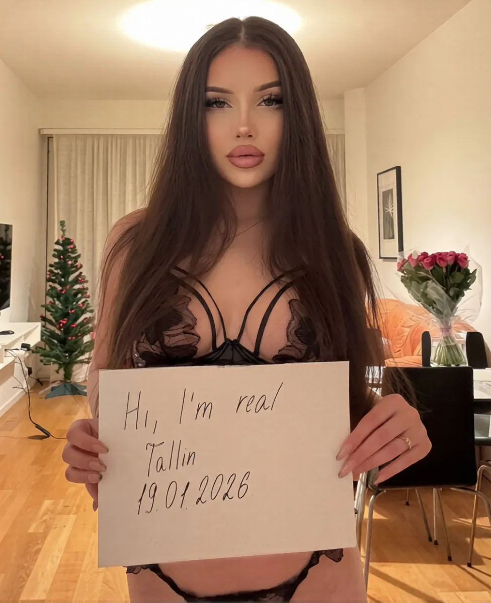 YOUNG ESCORT BABE NIKA