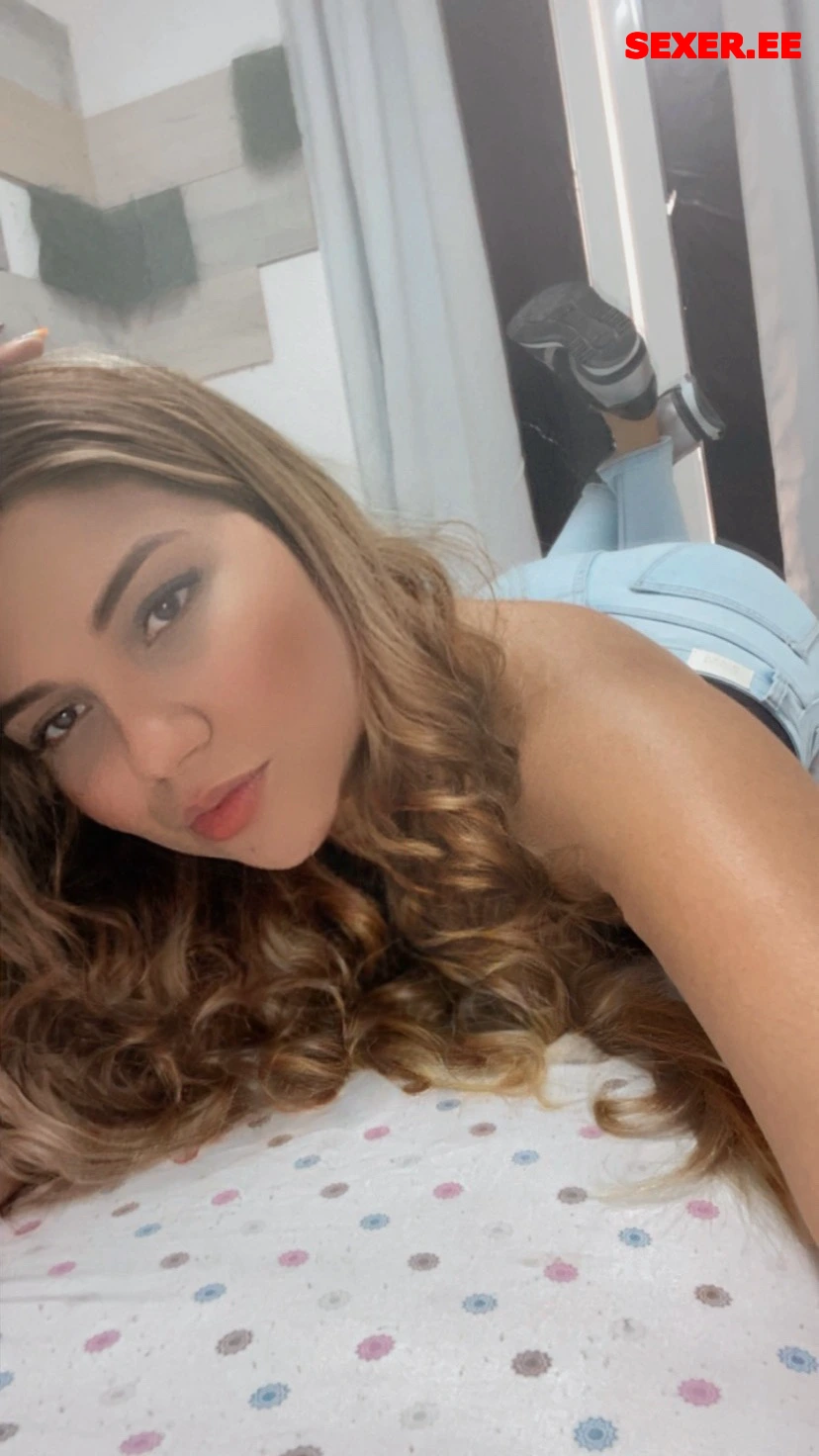 Martina colombiana sexy 🫦 🇨🇴
