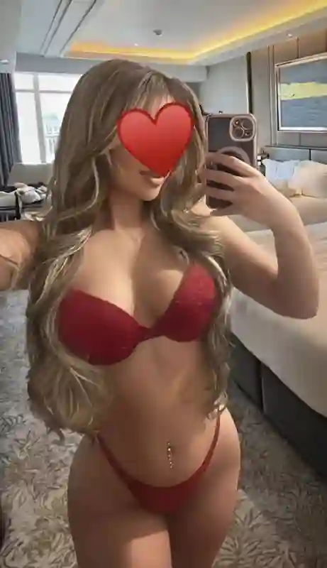 cute Esort Girl