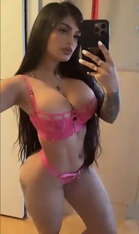 sexy escort Sofia in TALLINN offering a massage and sex date, find your sex dreams with Sofia