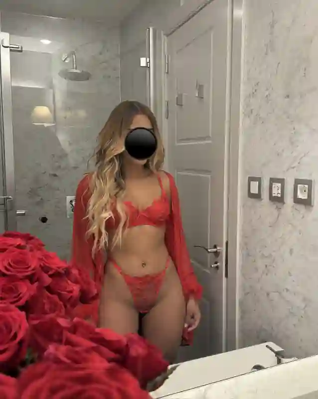 sexy escort Red Mood, Soft Energy in TALLINN offering a massage and sex date, find your sex dreams with Red Mood, Soft Energy