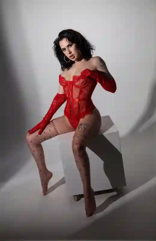 escort Maryna intiimteenused TALLINN tutvumiskuulutused ja sekskohtingud sinule