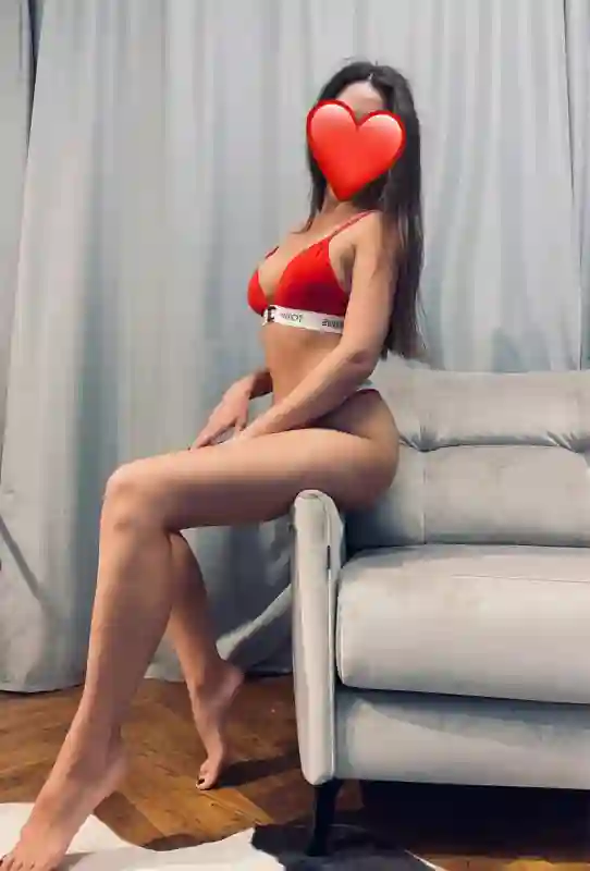 escort Tina intiimteenused TALLINN tutvumiskuulutused ja sekskohtingud sinule