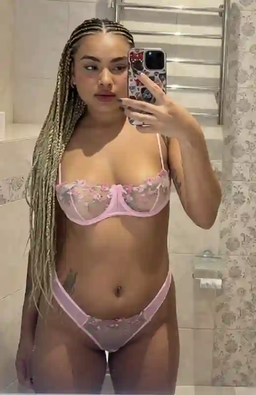 escort Luna intiimteenused TALLINN tutvumiskuulutused ja sekskohtingud sinule