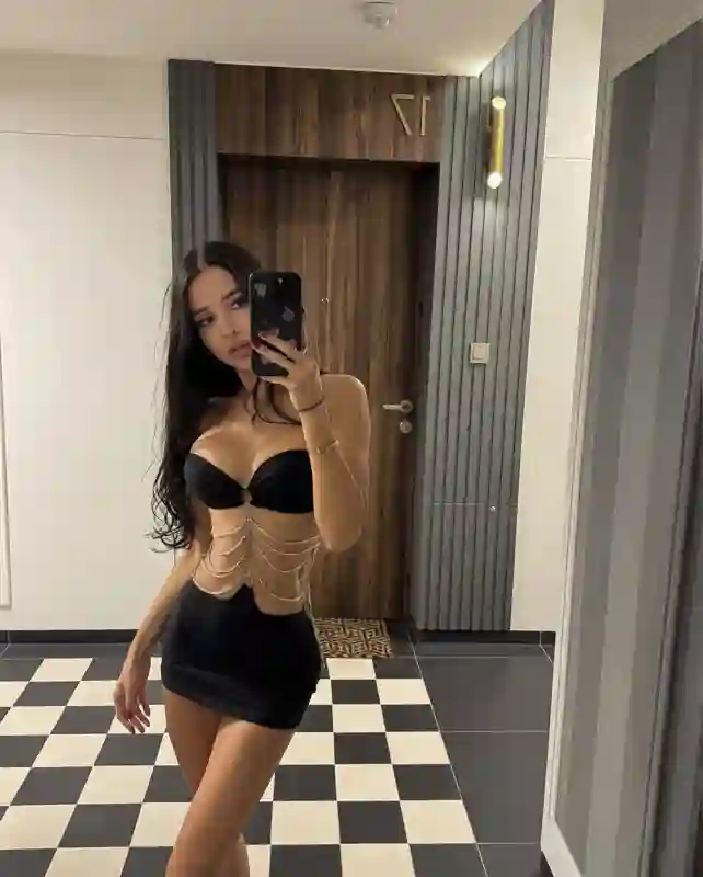escort Diana intiimteenused TALLINN tutvumiskuulutused ja sekskohtingud sinule