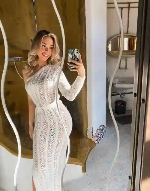 sexy escort Faith in TALLINN offering a massage and sex date, find your sex dreams with Faith