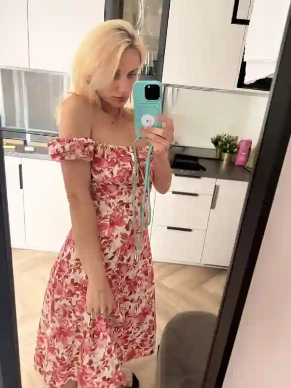 sexy escort Alesia in TALLINN offering a massage and sex date, find your sex dreams with Alesia sexy escort Alesia in TALLINN offering a massage and sex date, find your sex dreams with Alesia