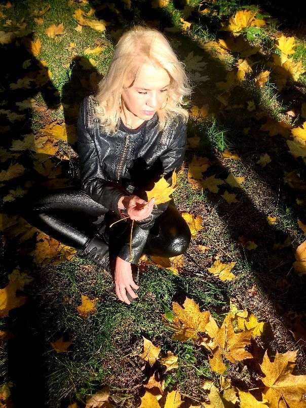 sexy escort Лиза  in TALLINN offering a massage and sex date, find your sex dreams with Лиза 