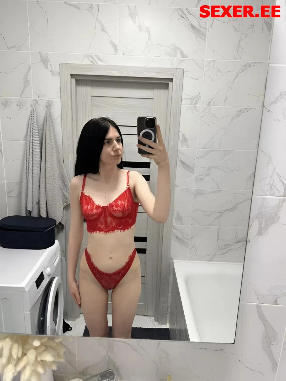 sexy escort Vika in TALLINN offering a massage and sex date, find your sex dreams with Vika