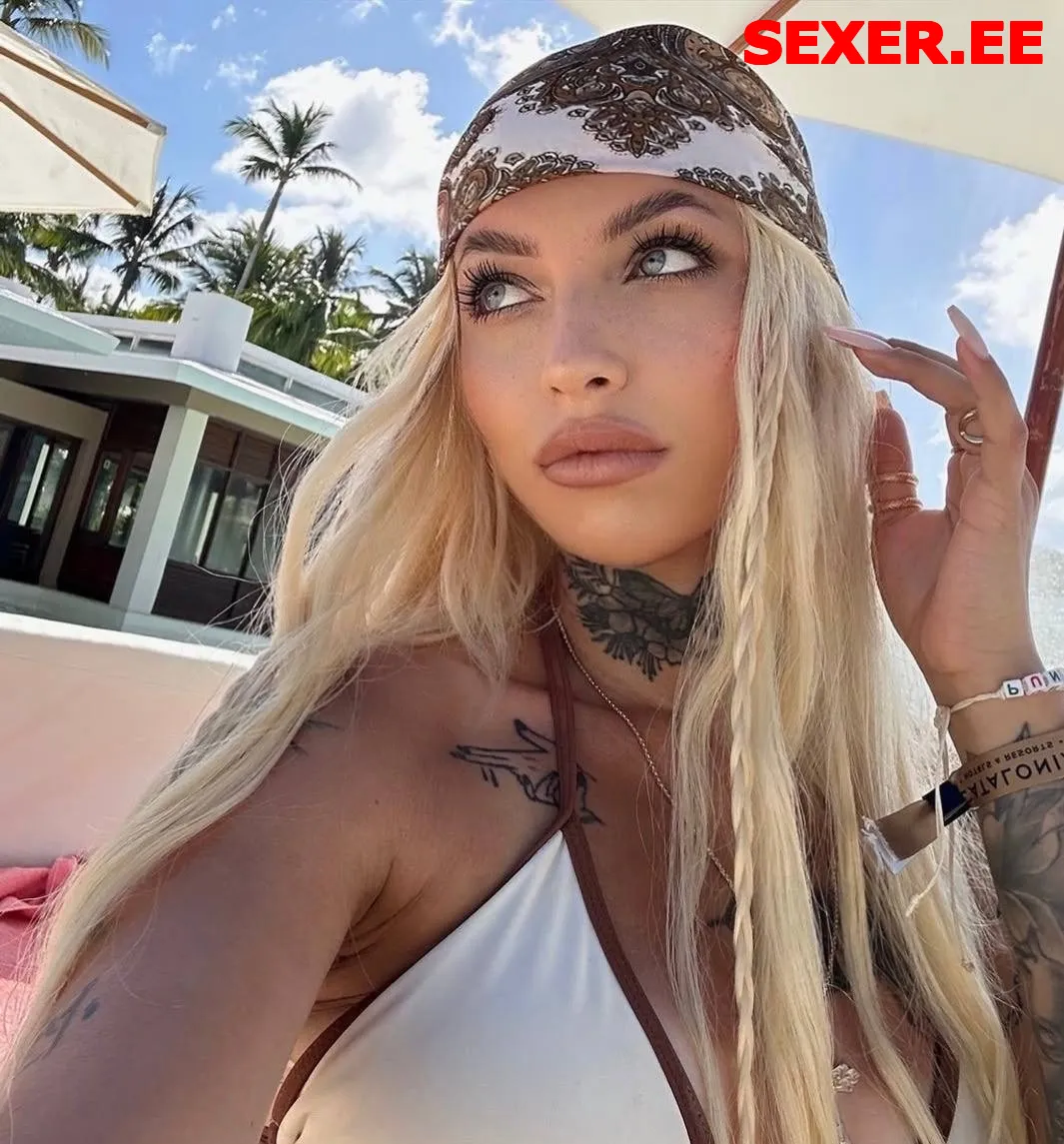 sexy escort Leila in TALLINN offering a massage and sex date, find your sex dreams with Leila